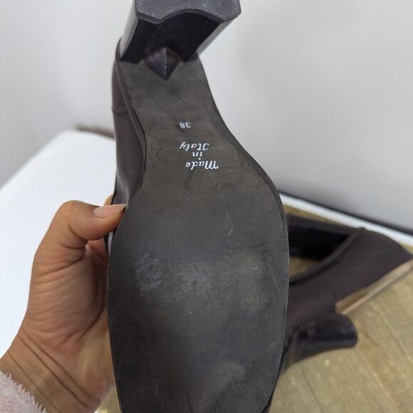 Vintage Brown Leather Loafers – Made in Italy – Size 38 (US 7.5) – 3” Block Heel - Picture 6 of 9